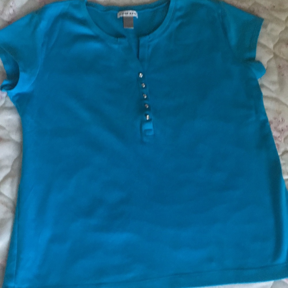 Women’s Chico’s s/s top, rhinestone buttons